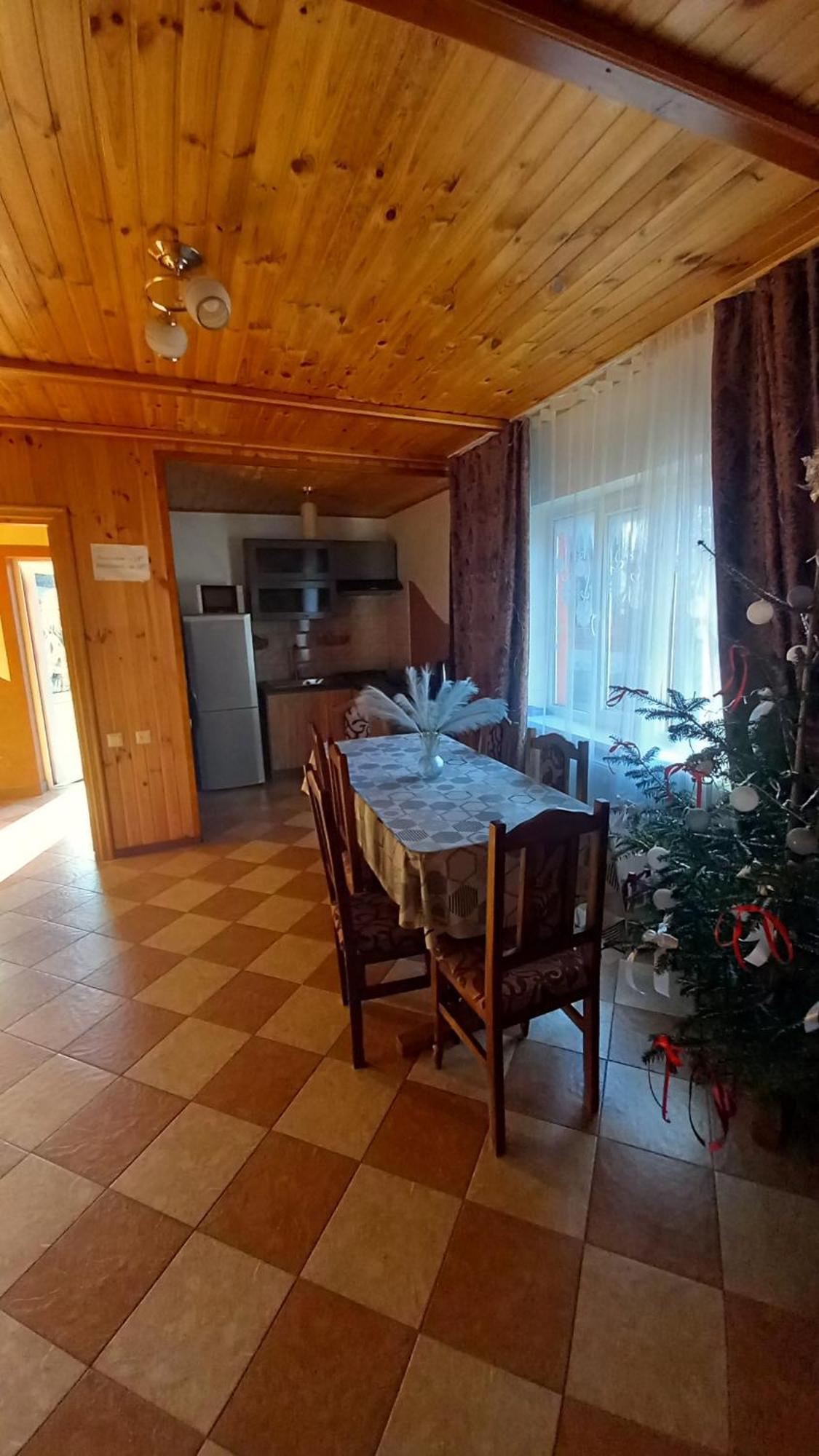 슬랍스크 Між Тростяном Та Рікою 빌라 외부 사진