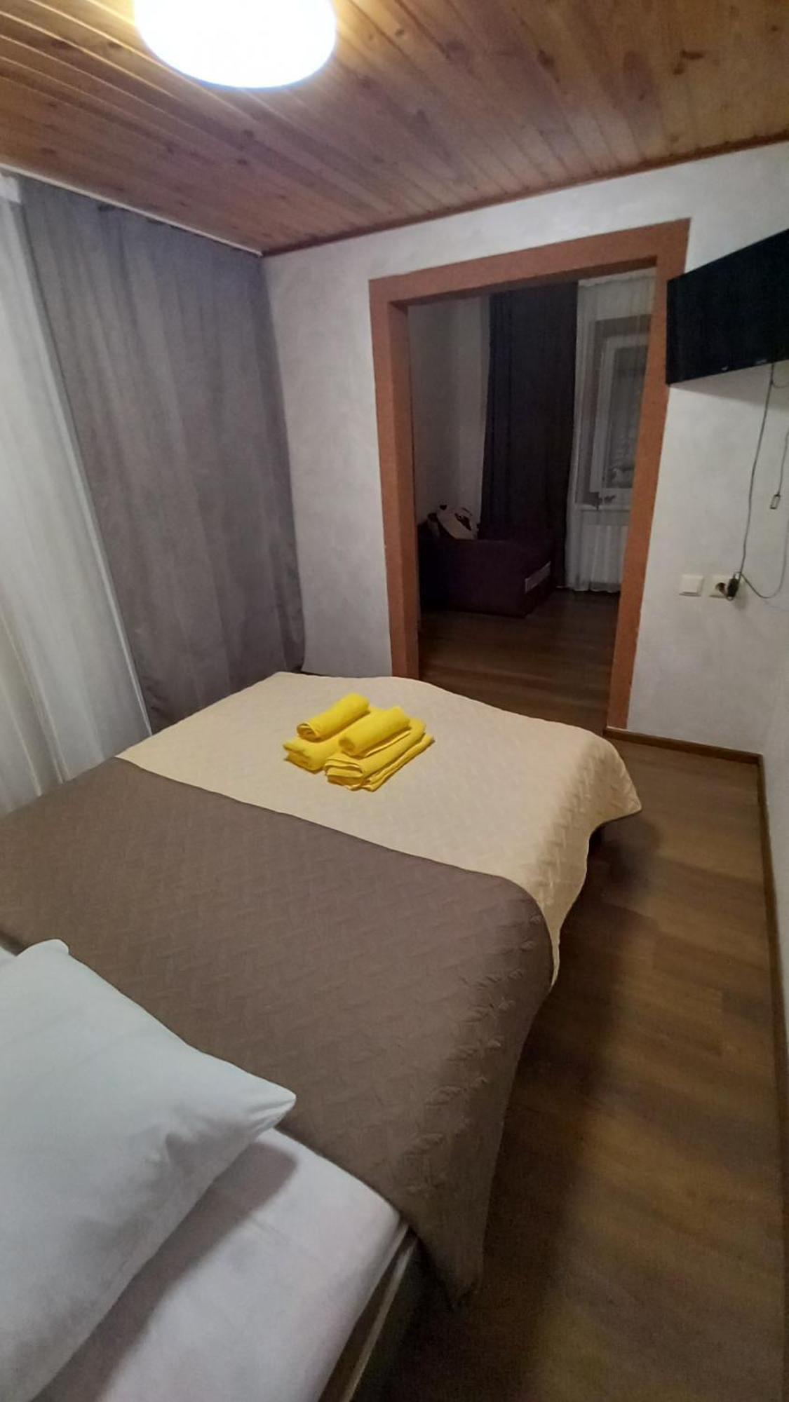 슬랍스크 Між Тростяном Та Рікою 빌라 외부 사진